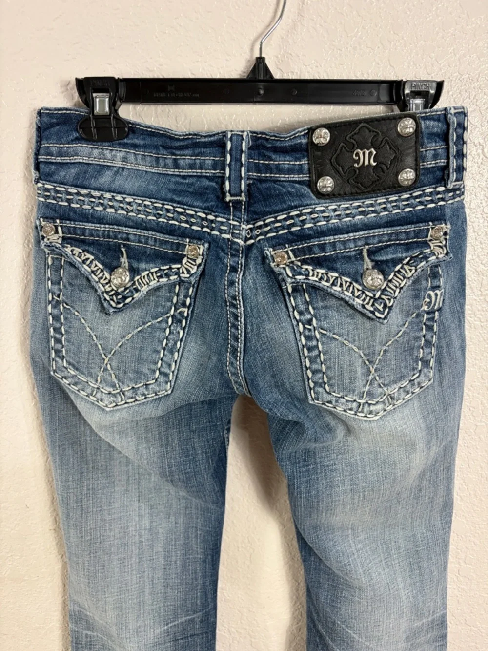 Miss Me Women's Light Blue Flare Jeans with Embroidered Pockets,Size 27. - Picture 3 of 17